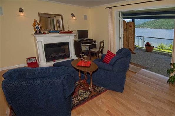 At The Shore Bed And Breakfast Sechelt Extérieur photo