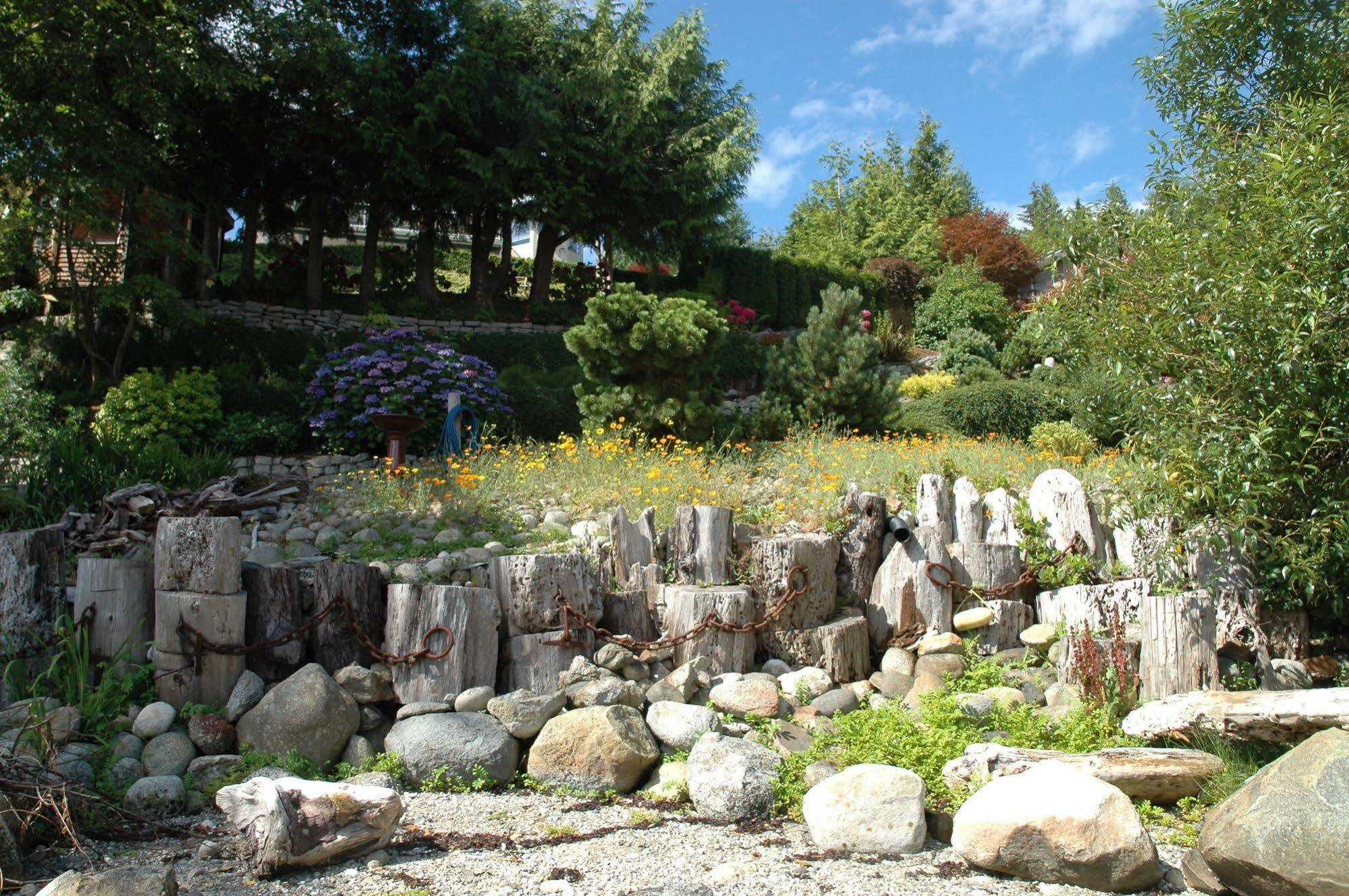 At The Shore Bed And Breakfast Sechelt Extérieur photo